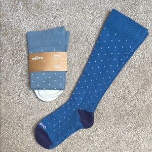 2 pairs of Wellow Compression Socks